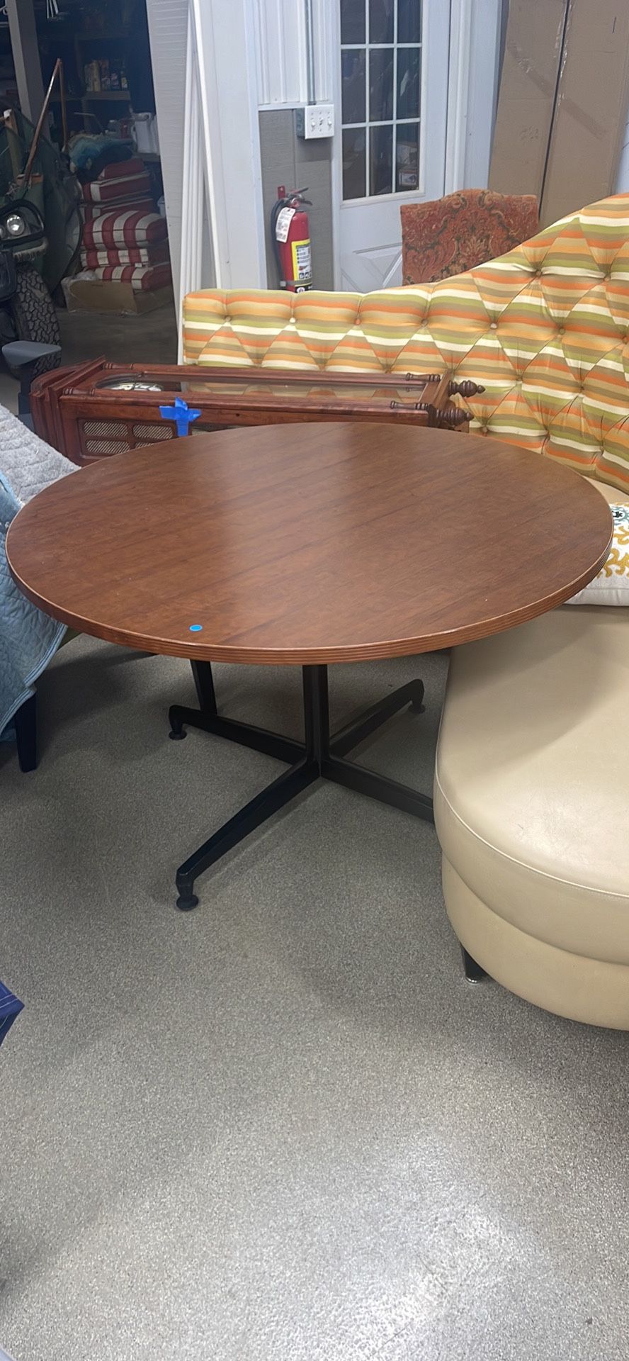 Round Office Table