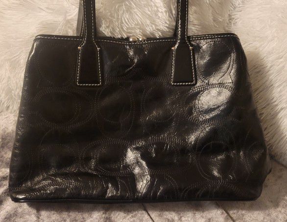 Coach Signature Black Patent Leather Kisslock Carryall Shoulder Bag
