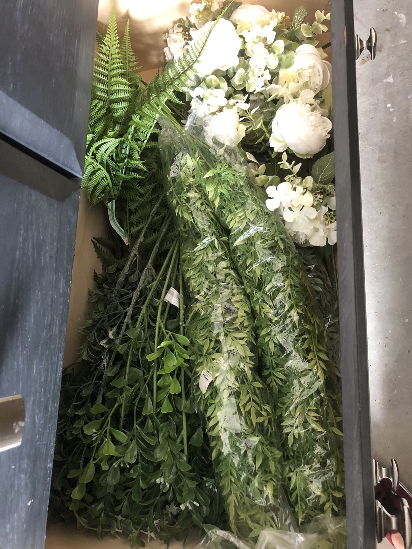 Tons Of Wedding Decor