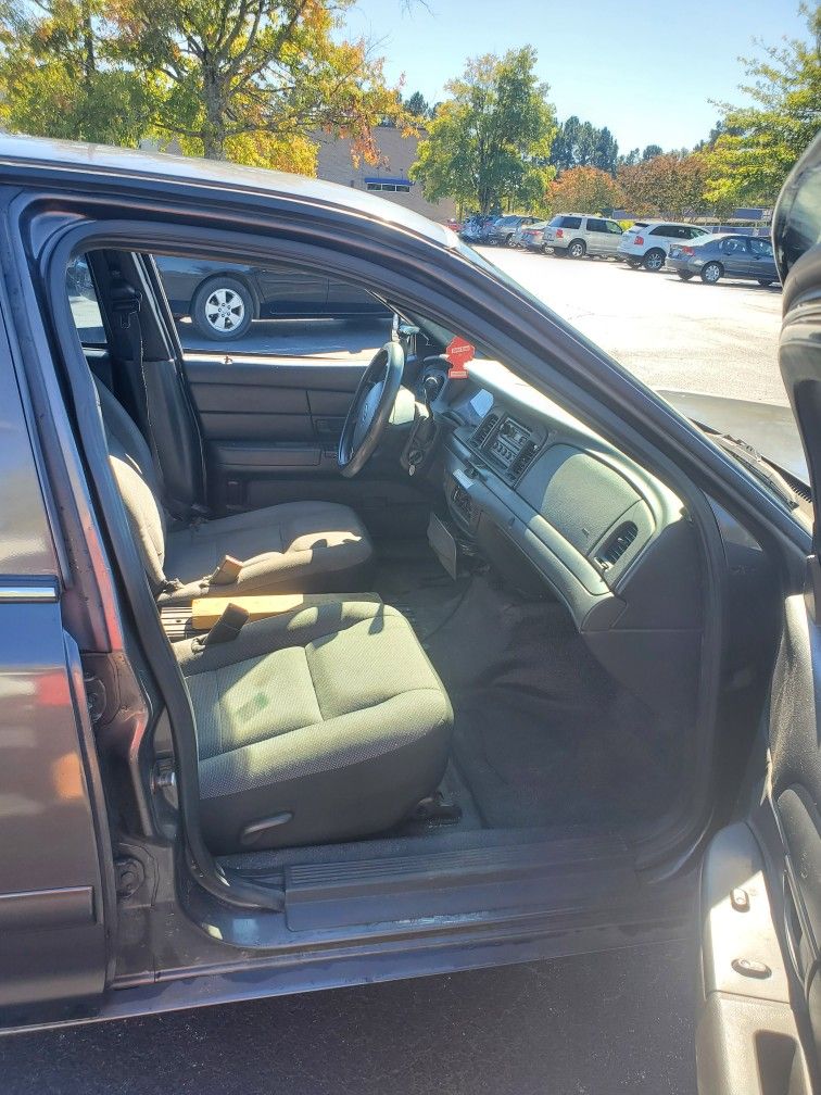 2008 Ford Crown Victoria