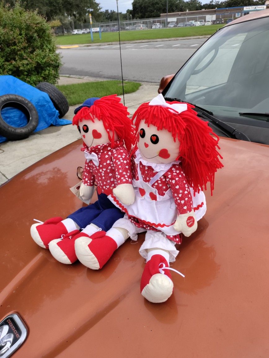 raggedy ann & andy Sining Dolls sining i got you babe by sonny & cher