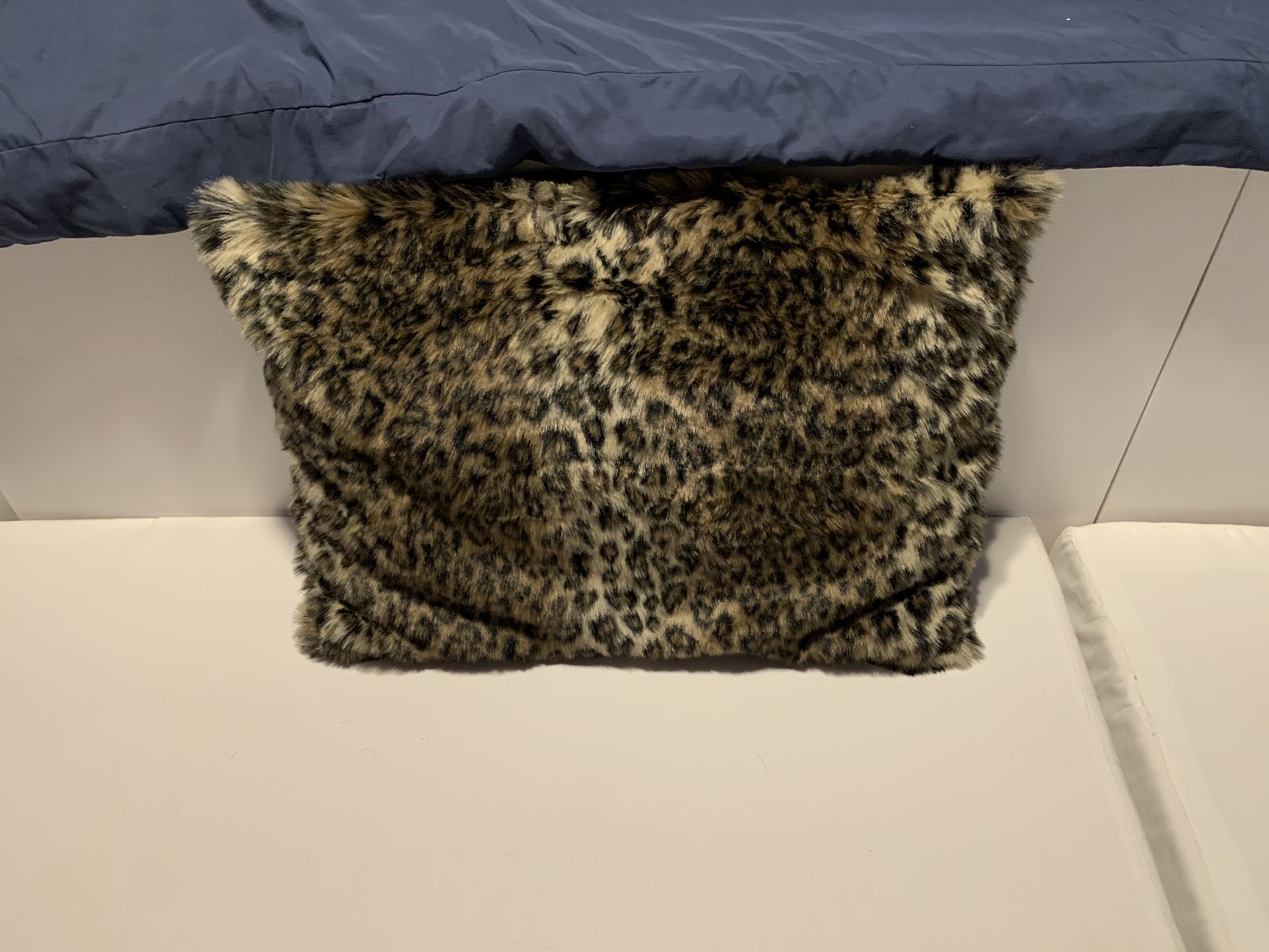 Feaux Leopard Pillow Cover With Pillow 20” X 26”