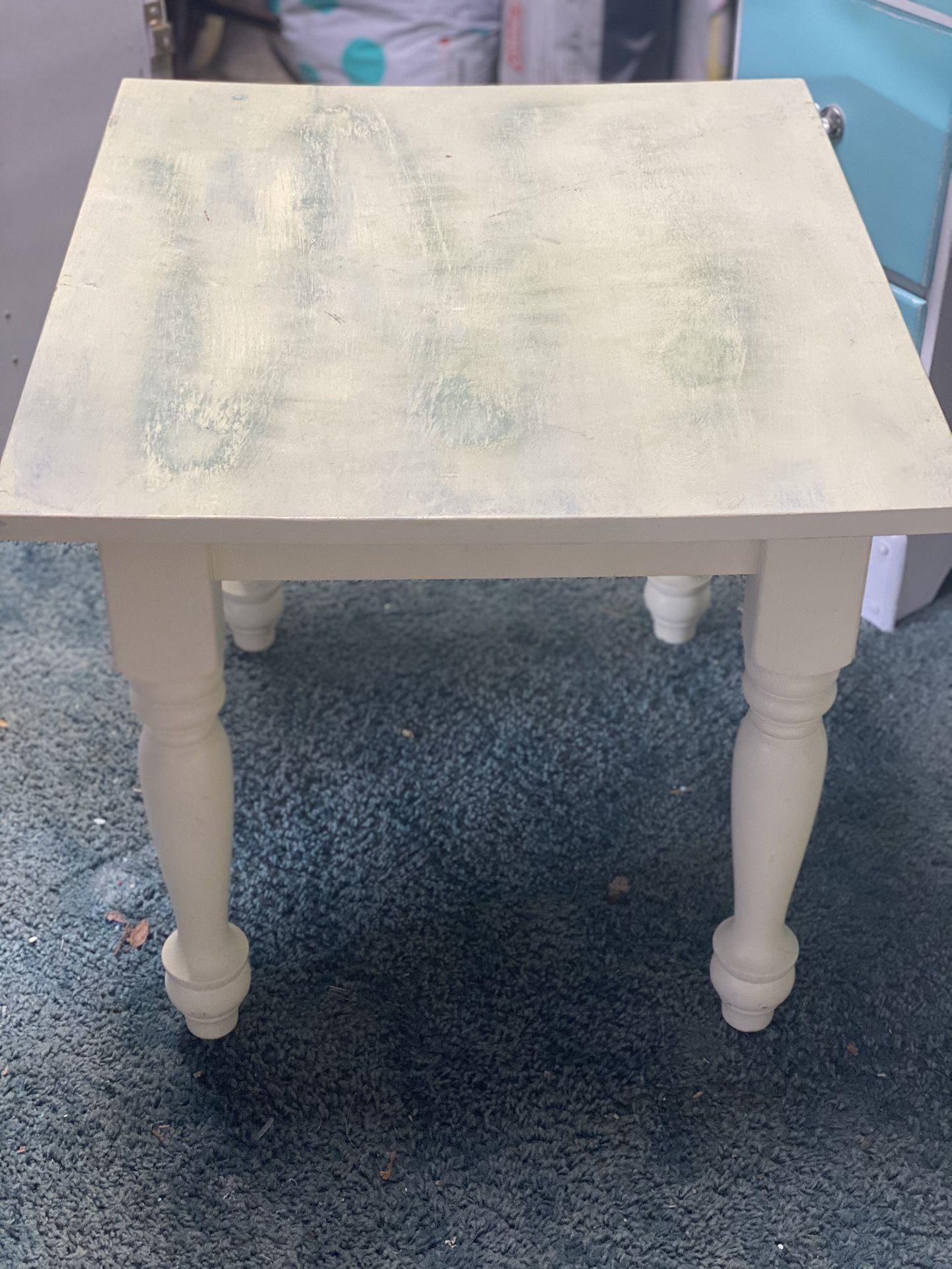 Accent / End Table