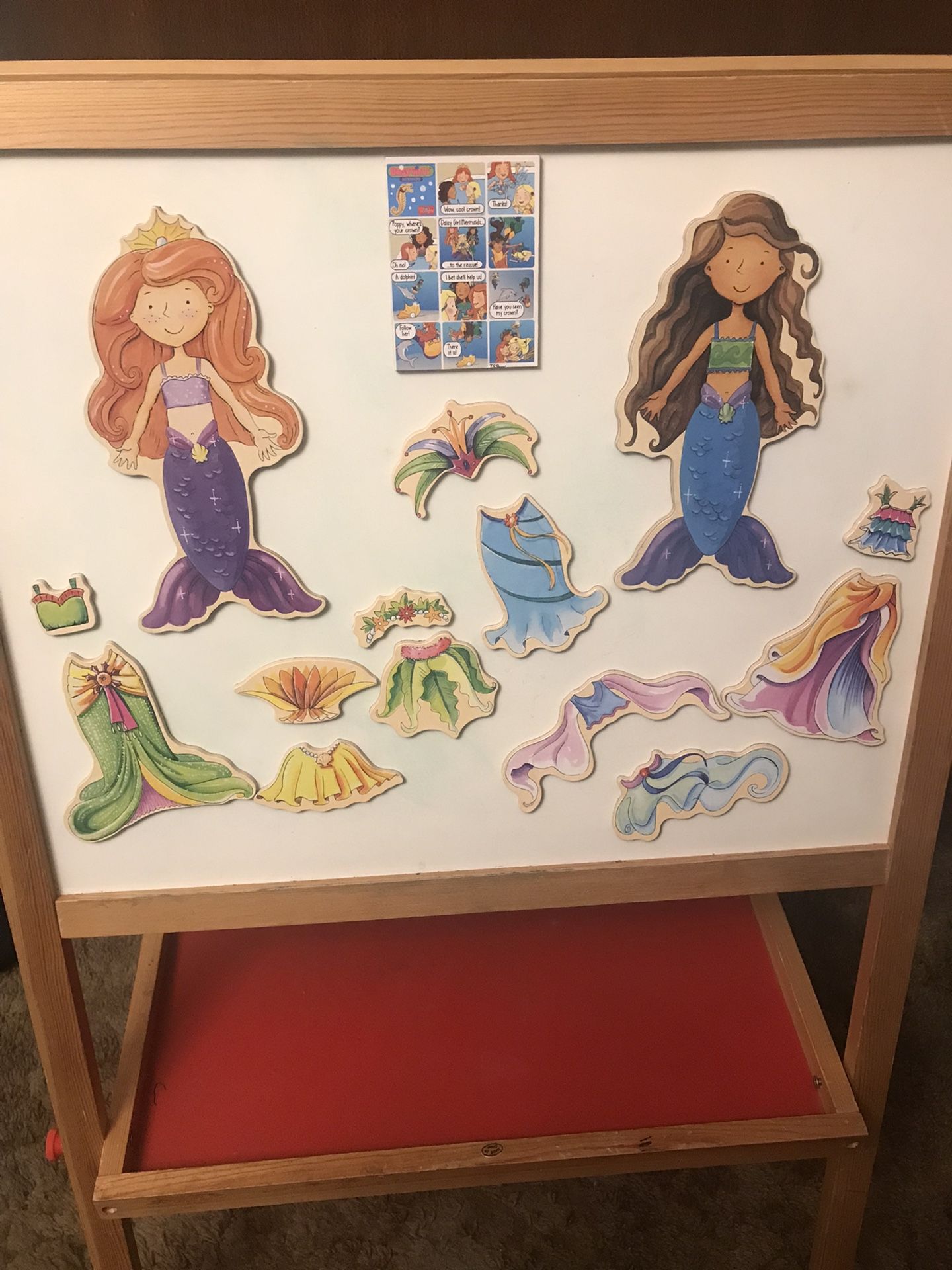 Easel Plus Bag Mermaid Magnetic Dress Up Pieces Complete