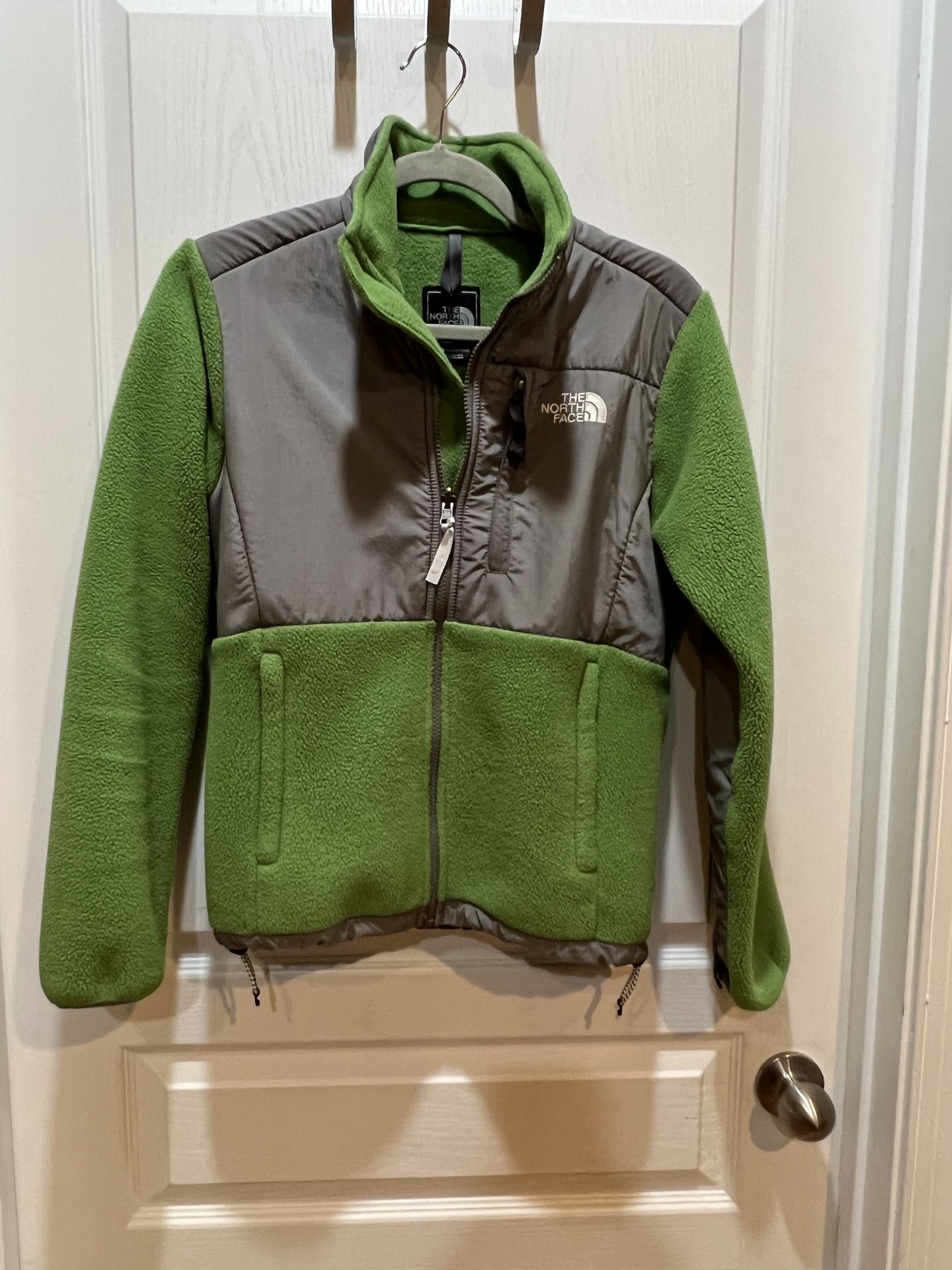North Face Womens Jacket Size Small Pickup In Cornelius