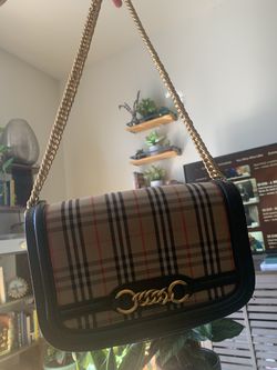 Authentic Burberry Crossbody with Gold Chain Thumbnail