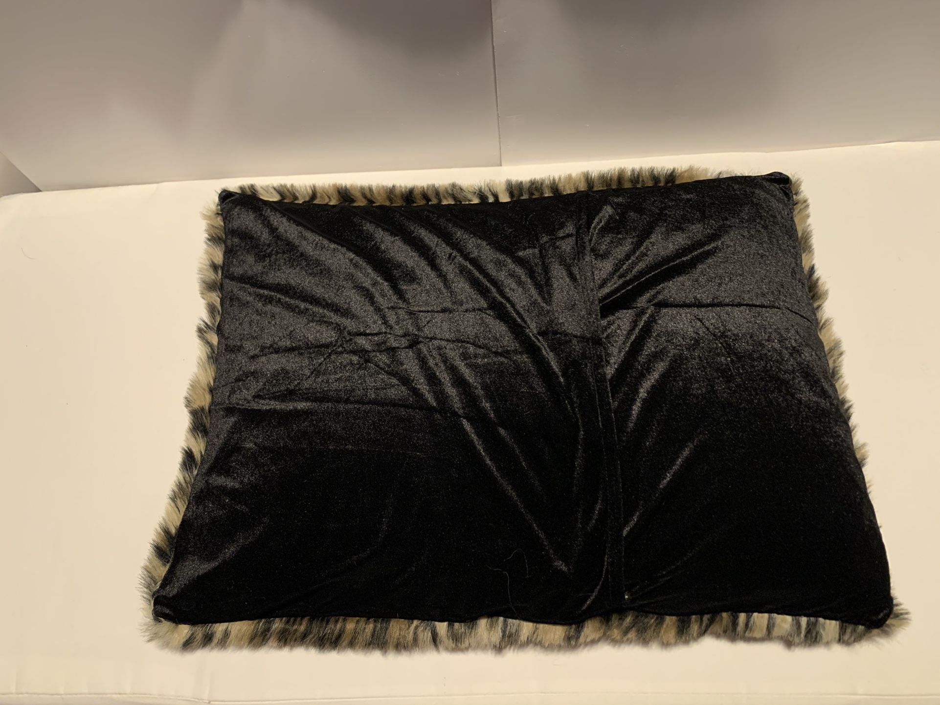 Feaux Leopard Pillow Cover With Pillow 20” X 26”