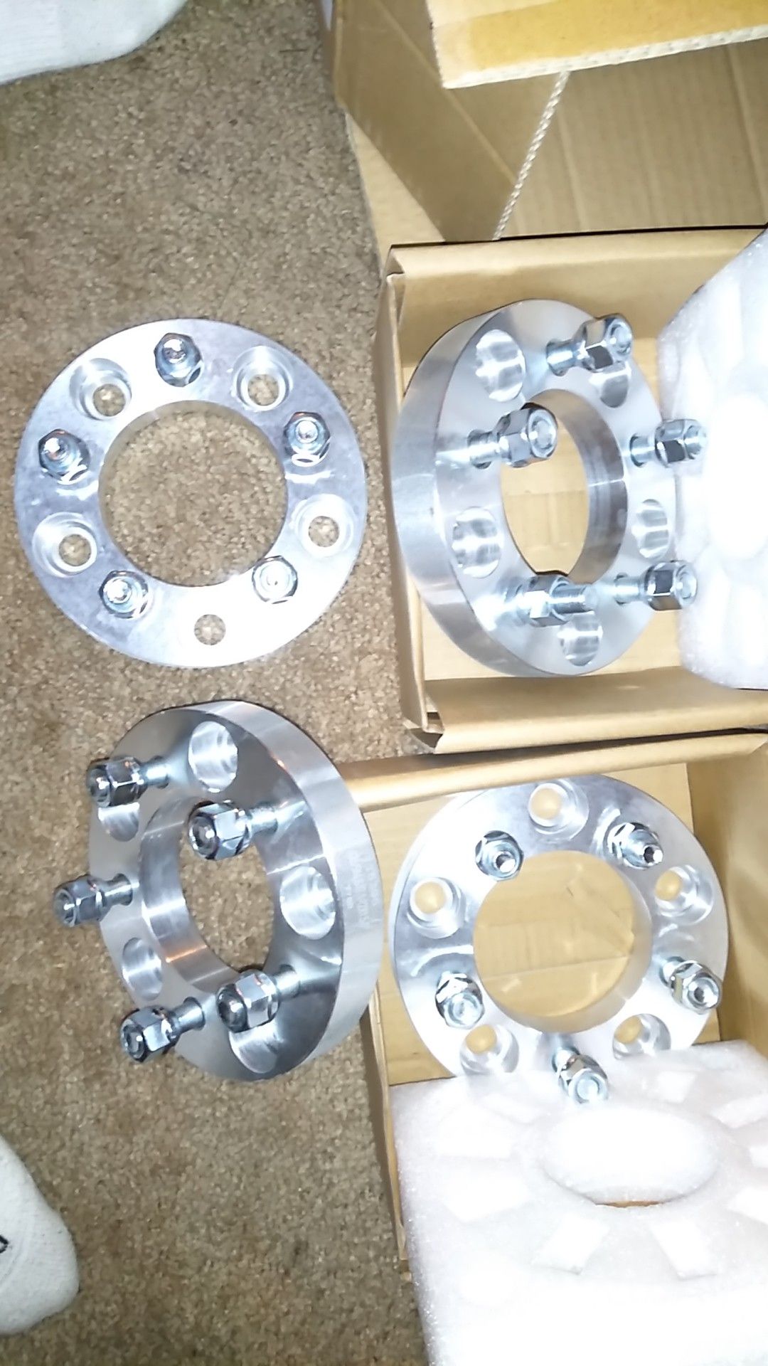 Rim adapters for a Dodge