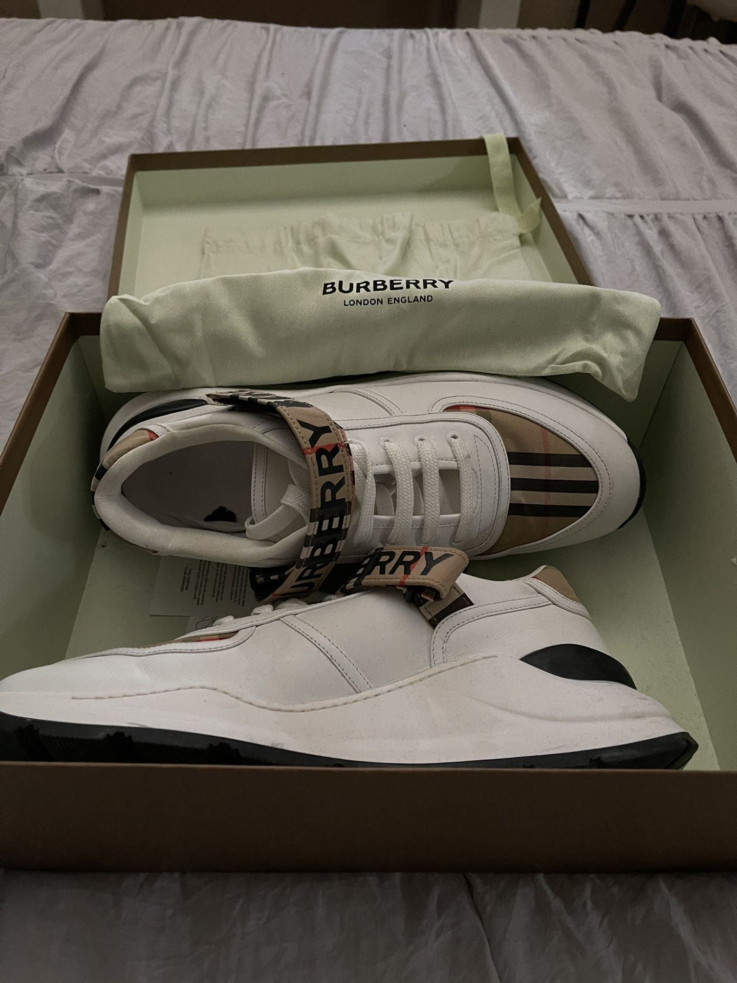 Men Burberry Sneakers Original