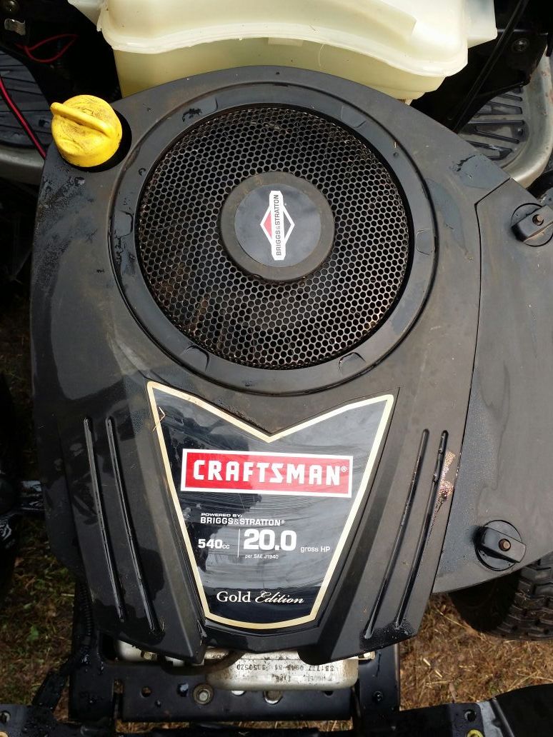 Craftsman LTS2000 Riding Lawn Mower 20hp with Bagger for Sale in Salem ...