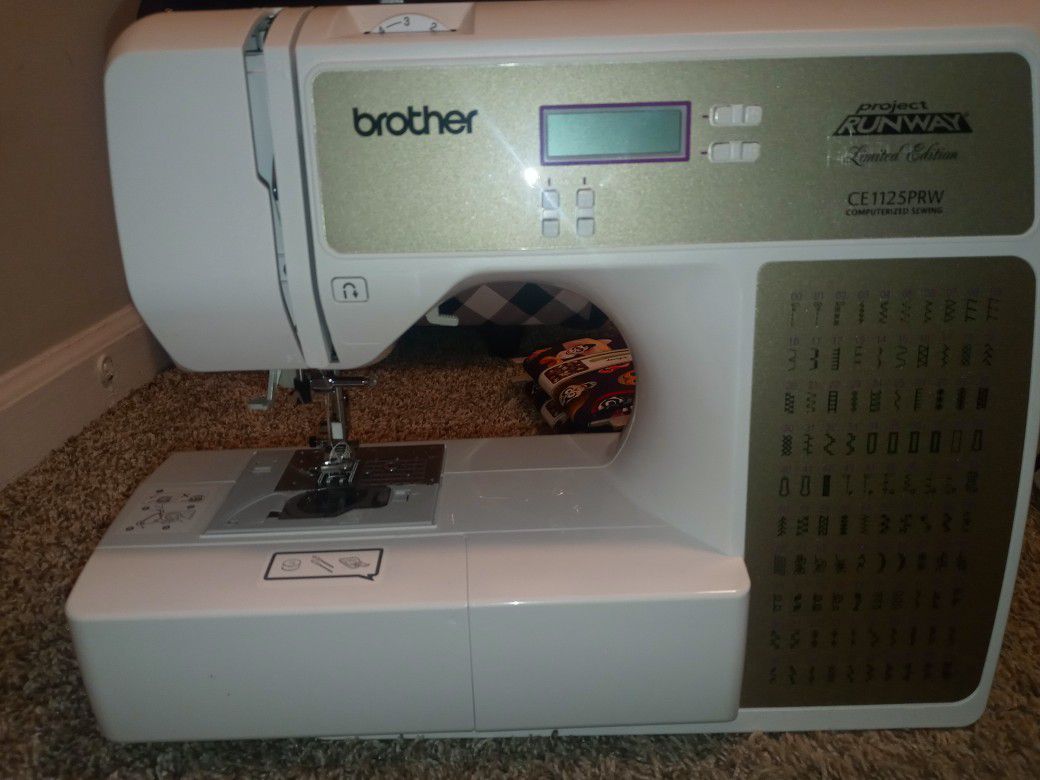 Brother Project Runway Limited Edition Sewing Machine/ With Rolling Bag And Fabric And Accessories