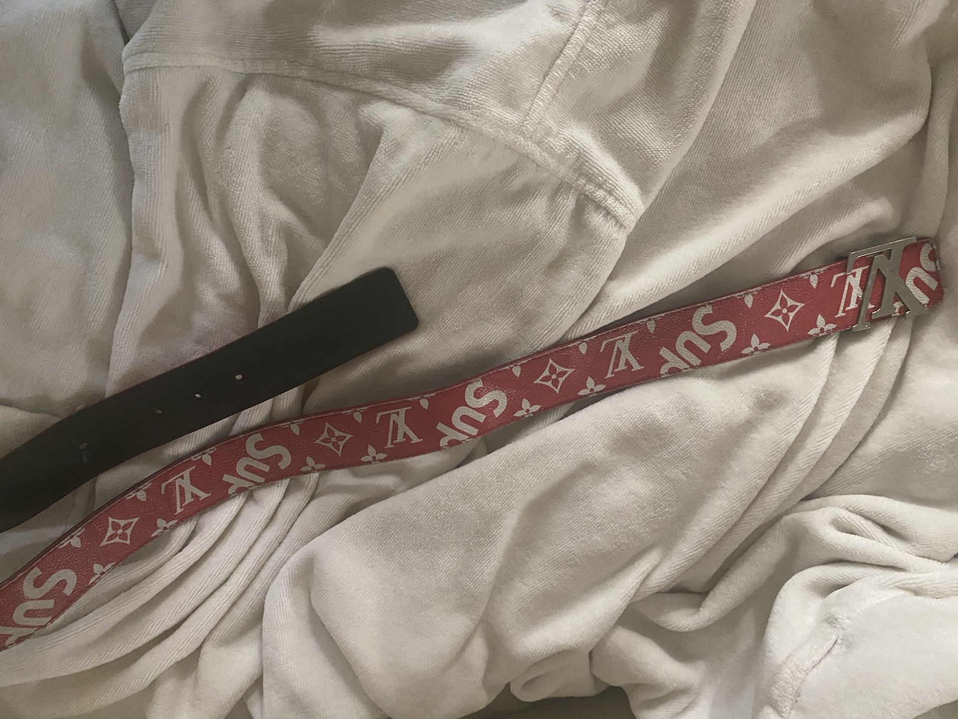 Red Louis Vuitton x Supreme Belt