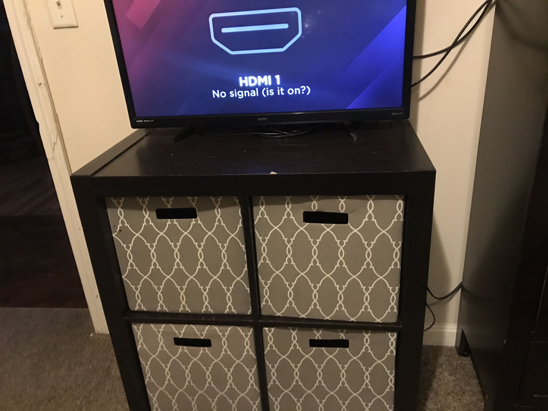Cube Dresser