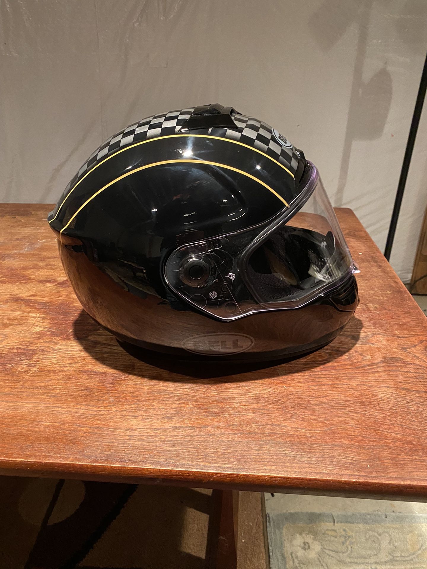 Bell SRT Buster Helmet WITH Sena SMH10 Bluetooth Installed