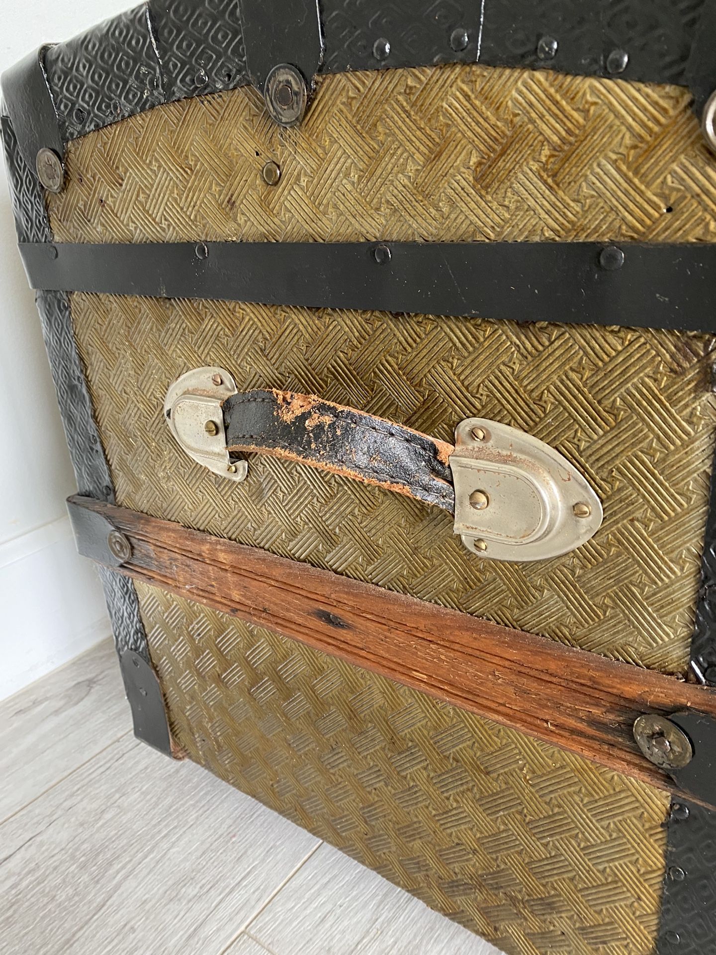 Solid Wood Vintage Chest