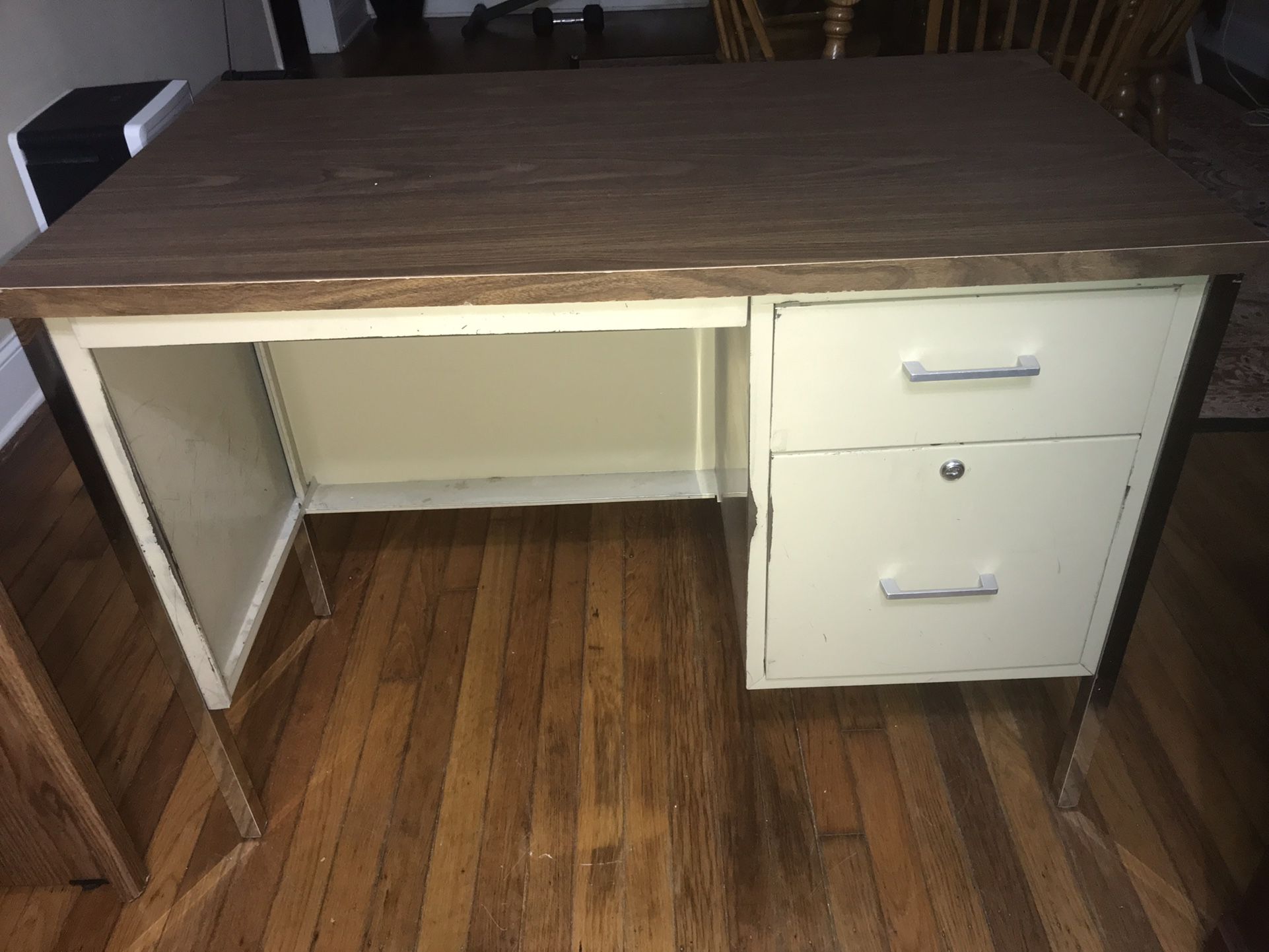 ~Retro Classic Small Office Desk -Only $20