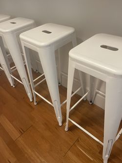 Must Go: Set Of 4 Stools For Bar/Counter Thumbnail