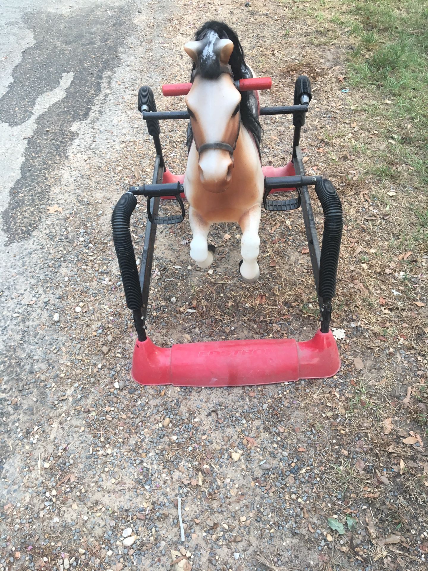 Hedstorm rocking horse