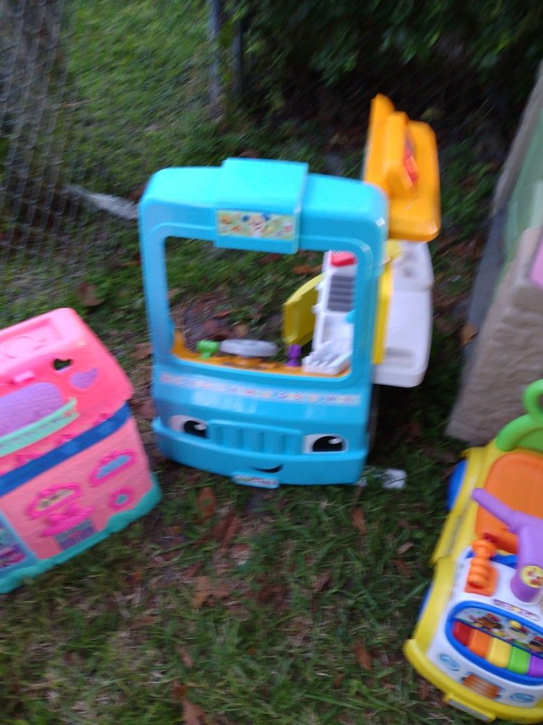 OutDoor Toys For Kids