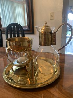 Princess House Tea Pot with Wine Decanter and 2 Plates Set Thumbnail