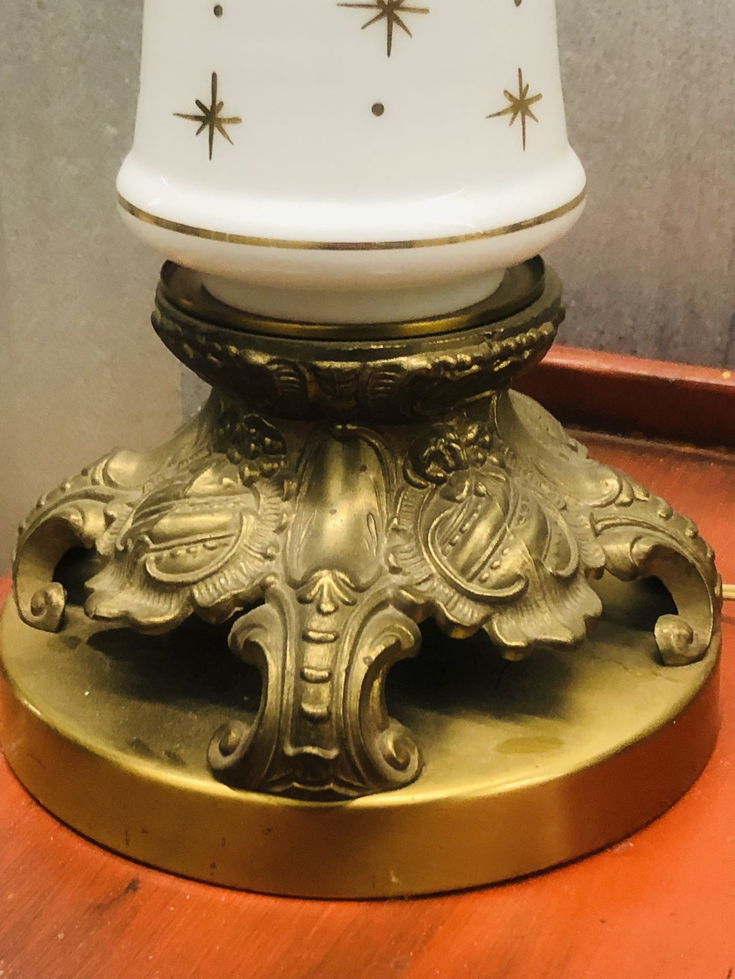 Amazing Antique Brass Under Glass Table Lamp