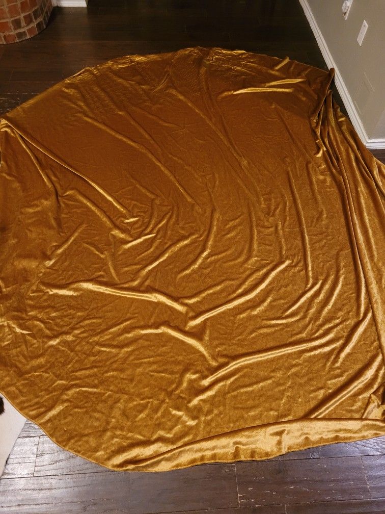 Gold Velvet Tablecloth