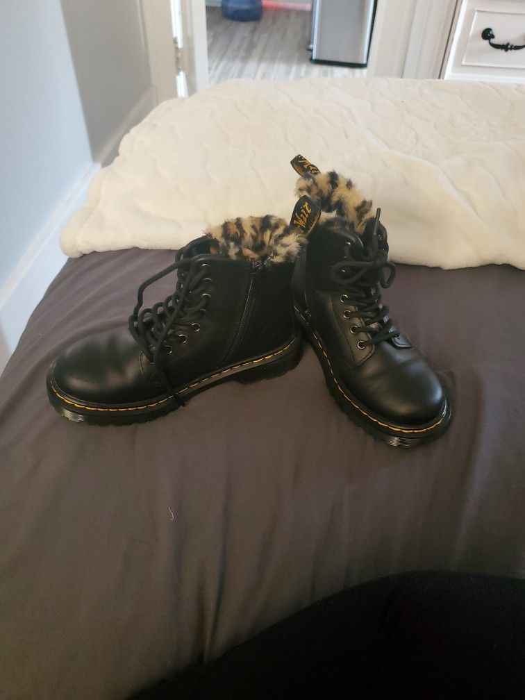 Dr. Martens Black Leopard Faux Fur