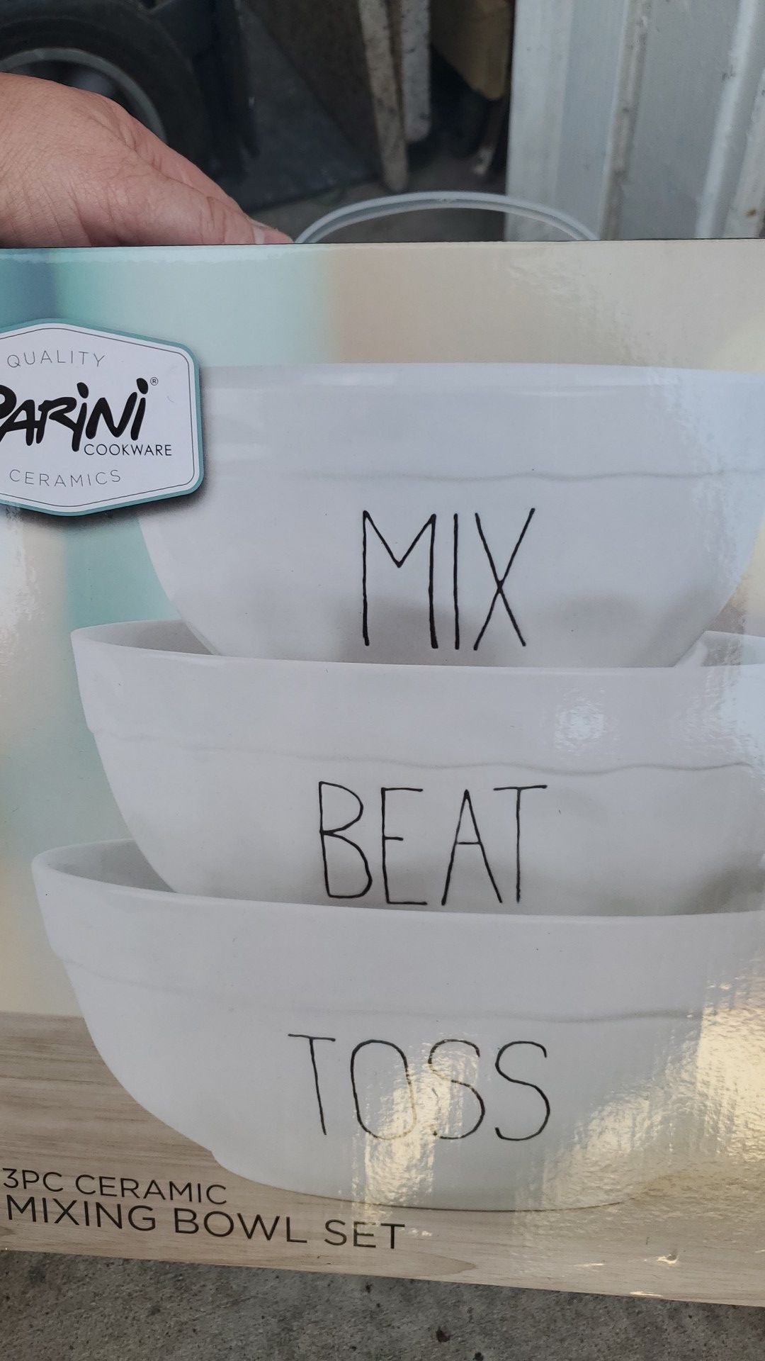 Ceramic mixing bowls