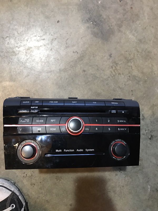 04-09 Mazda 3 stereo