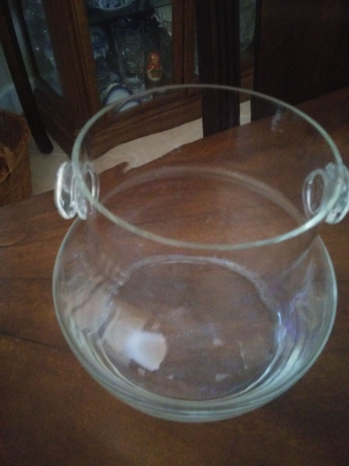 Glass vase