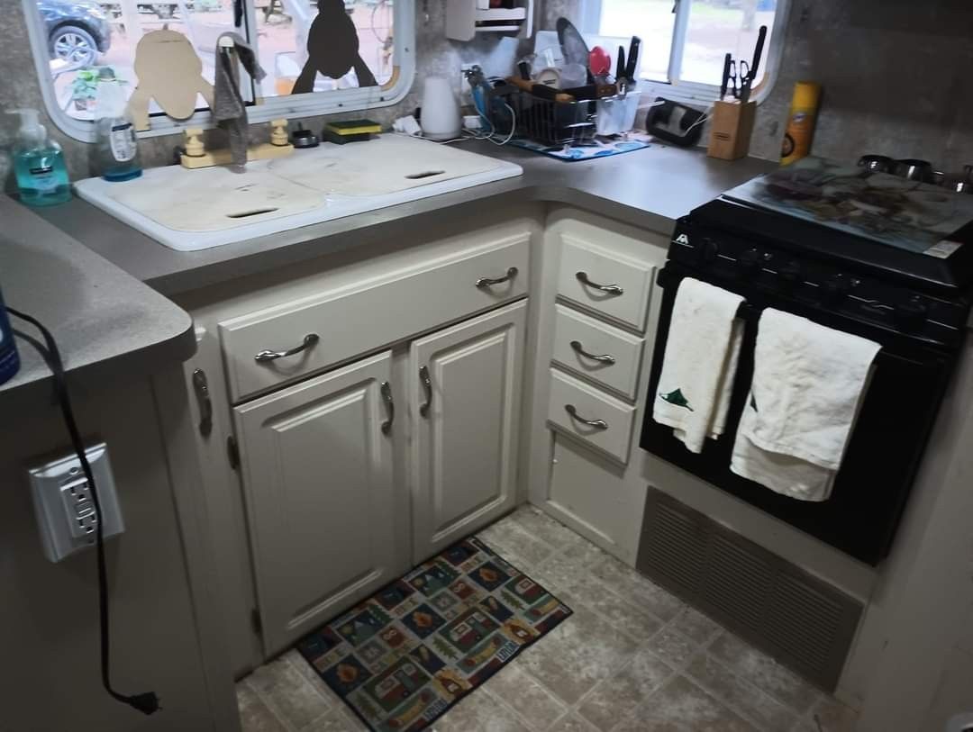 2016 Coachmen Camper On Lot