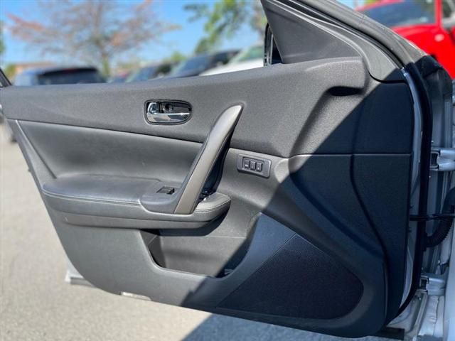 2014 Nissan Maxima