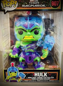 Funko POP! Jumbo Marvel Thor Ragnarok #907 Hulk Black Light Target 