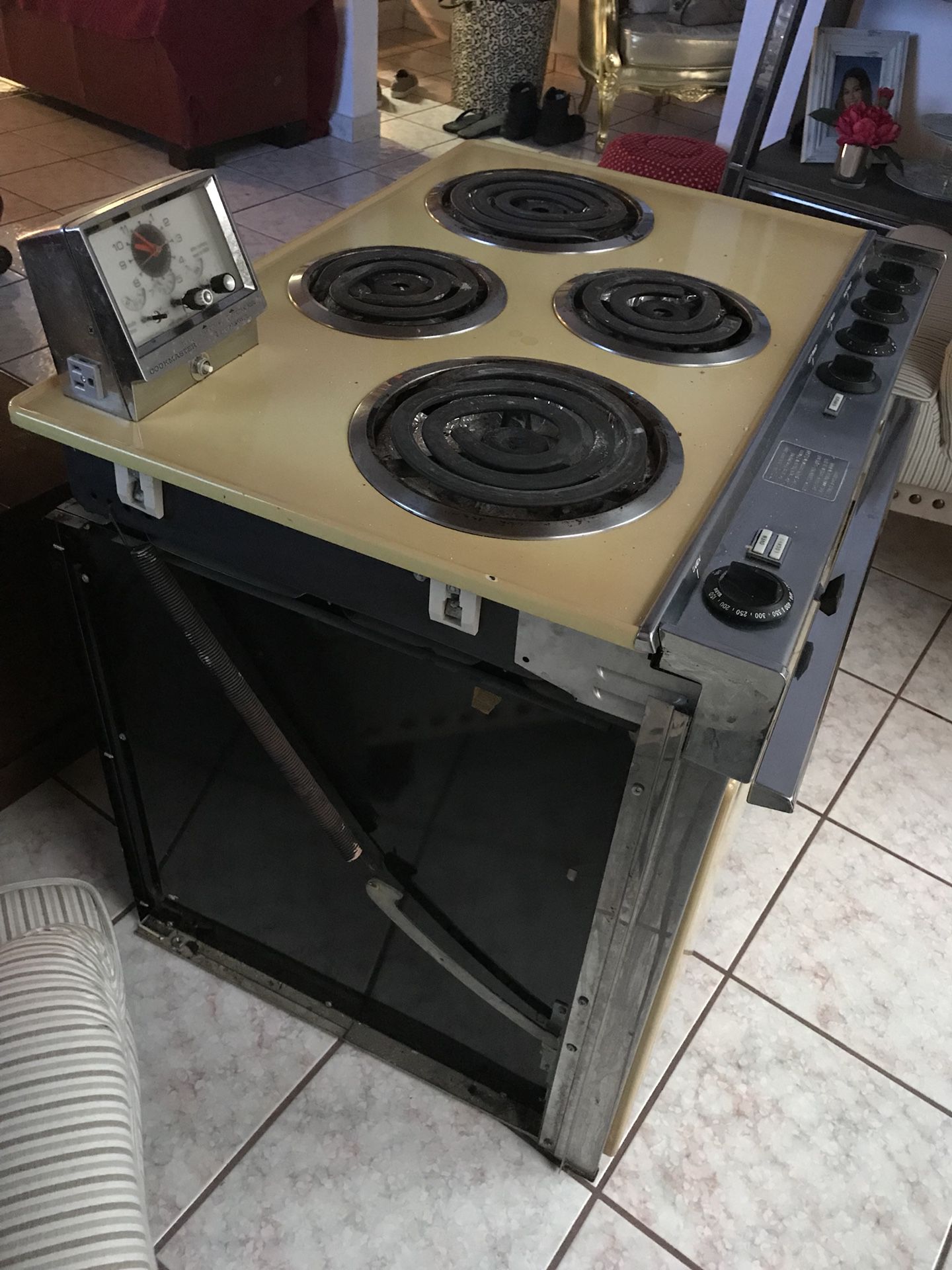 frigidaire compact 30 replacement size stove