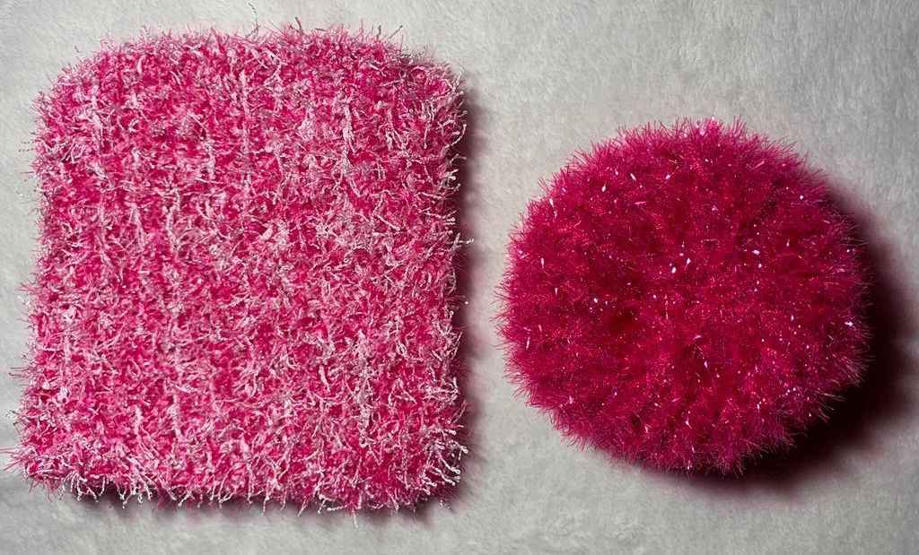 Solid Pink & White Scrubby Set
