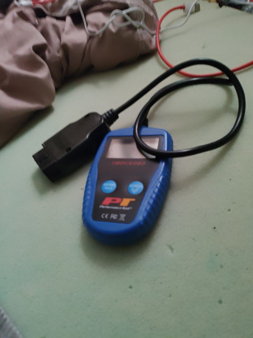 Car Code Reader.