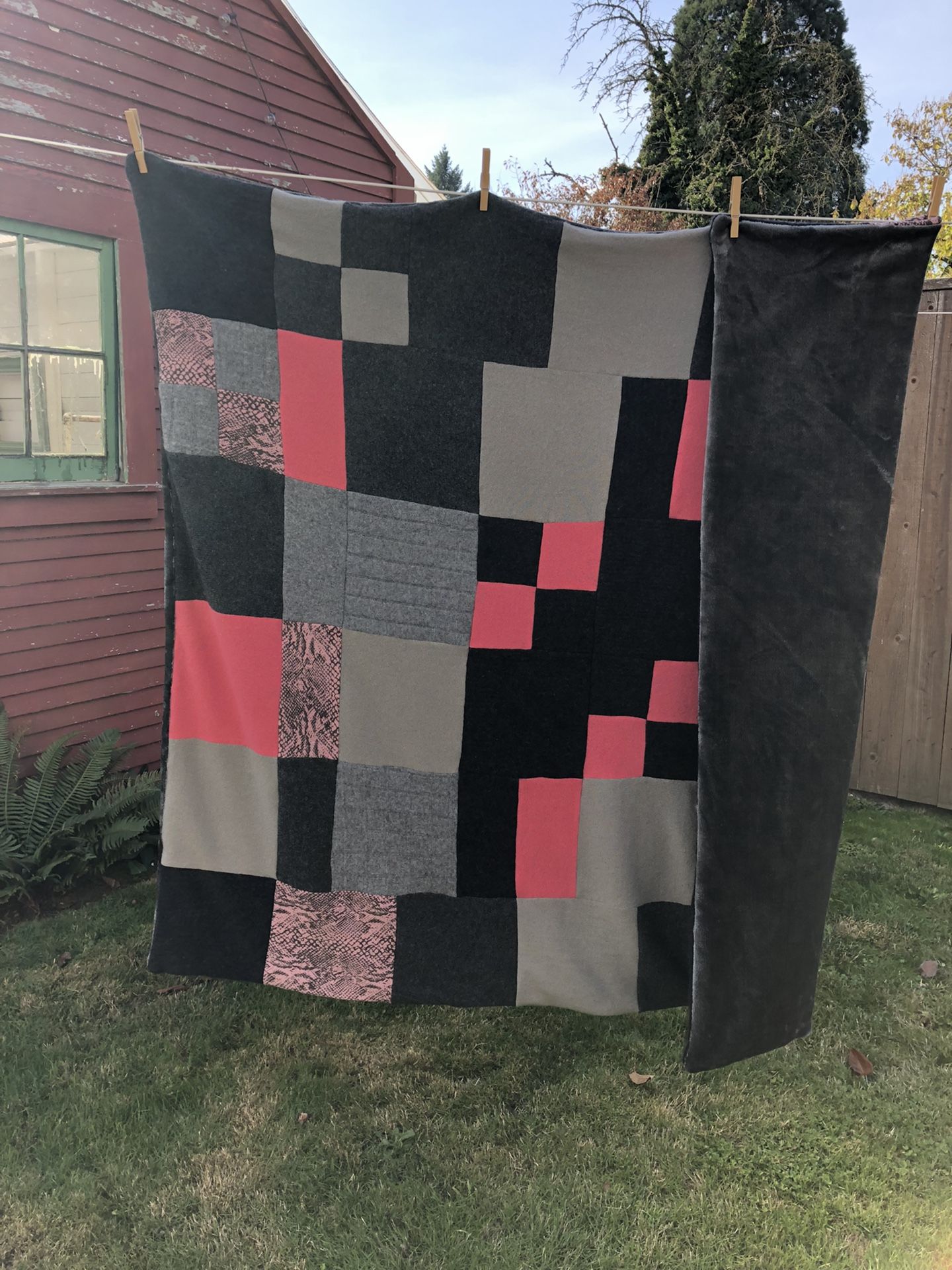 Upcycled cashmere throw blanket