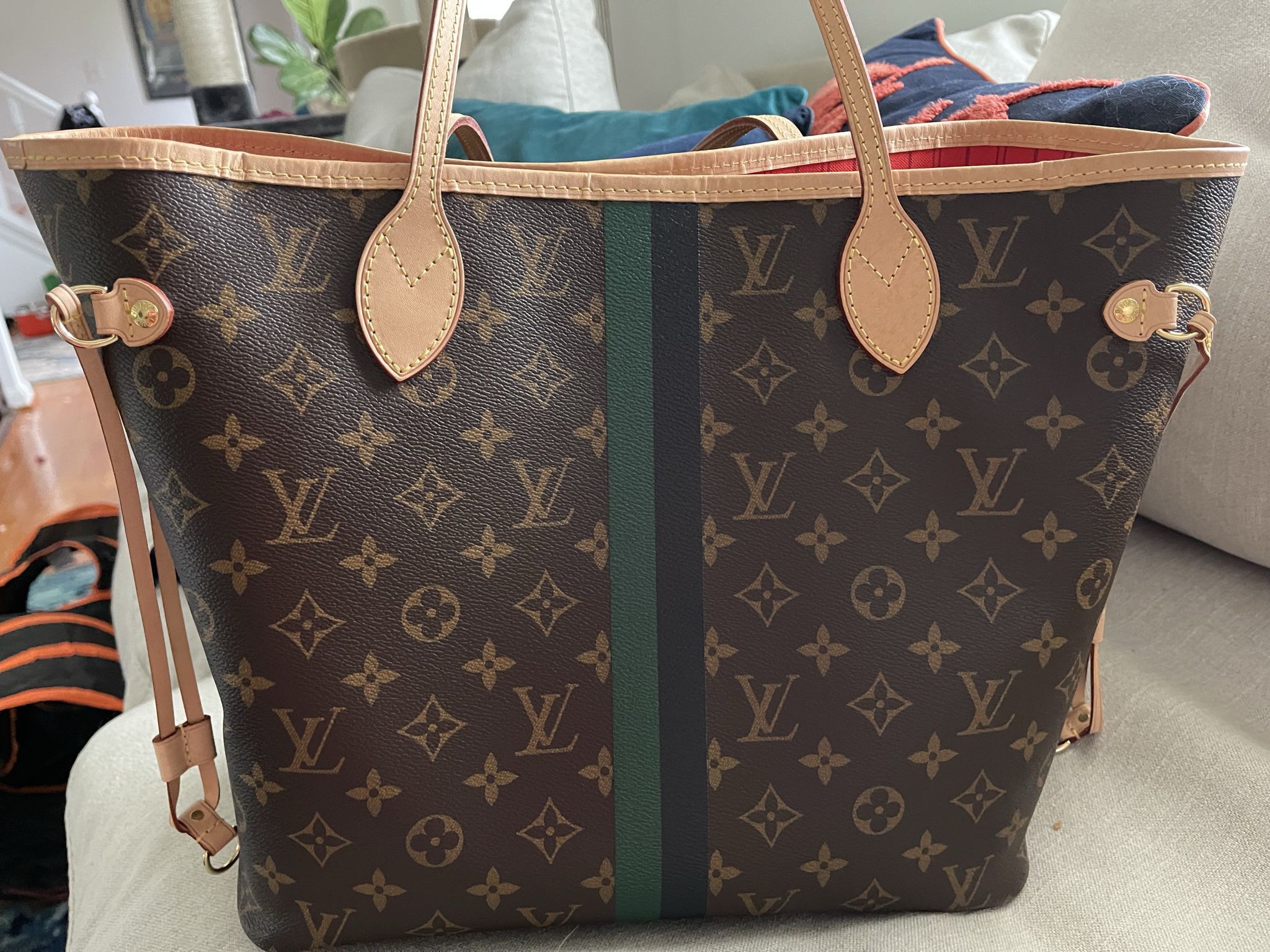 Authentic Louis Vuitton Neverfull MM
