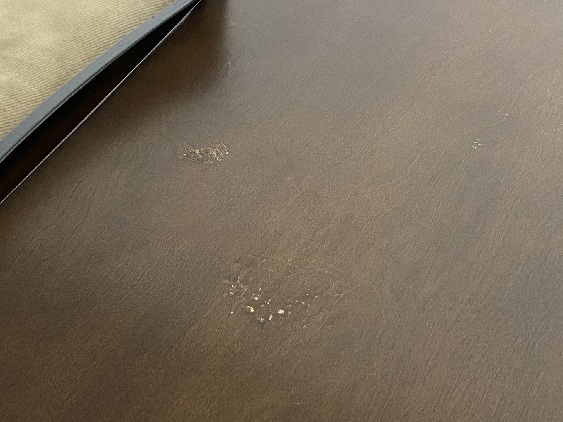 Good condition table set!