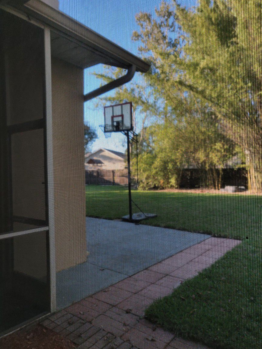 Basketball Hoop Free