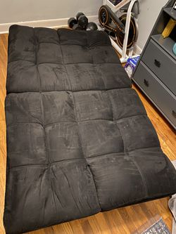 Black futon Thumbnail