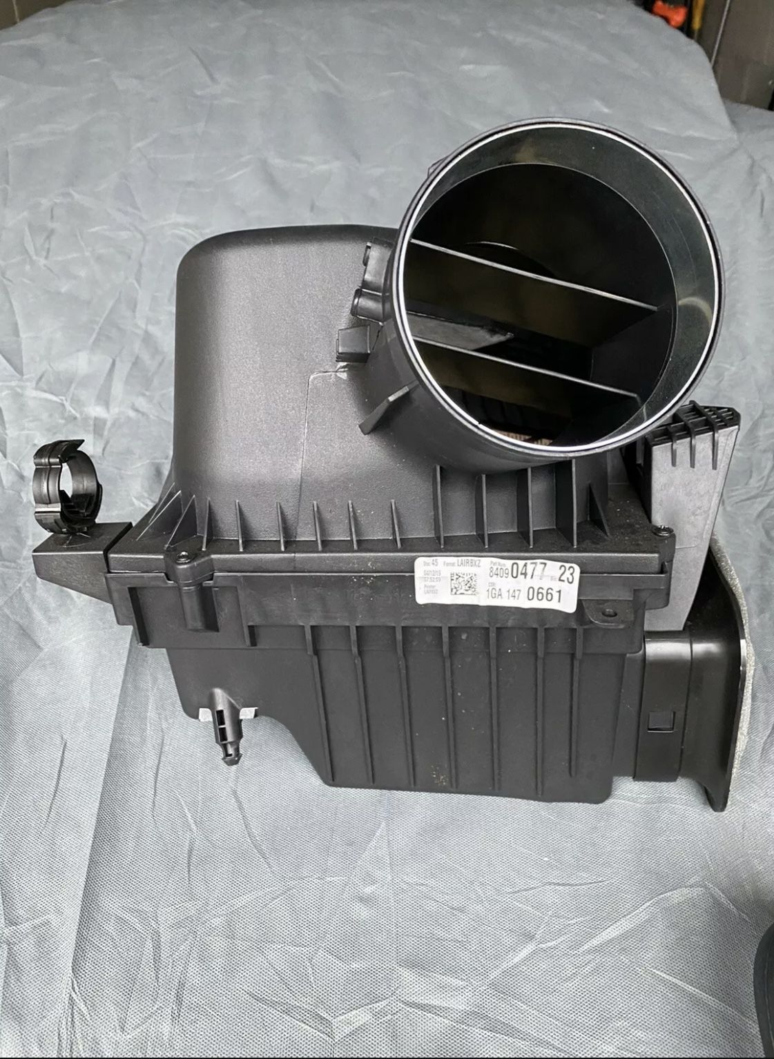 2019 Camaro SS 6.2L Oem Intake (No maf Sensor)