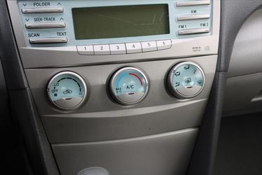 2009 Toyota Camry Thumbnail
