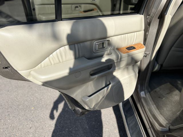 2001 INFINITI QX