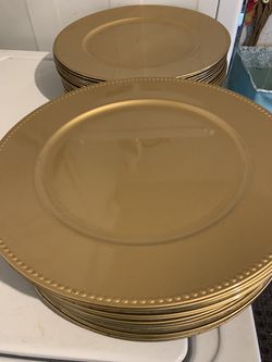 Gold Charger Plates Thumbnail