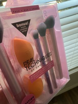 Real Techniques Brush Sets For Sale Thumbnail