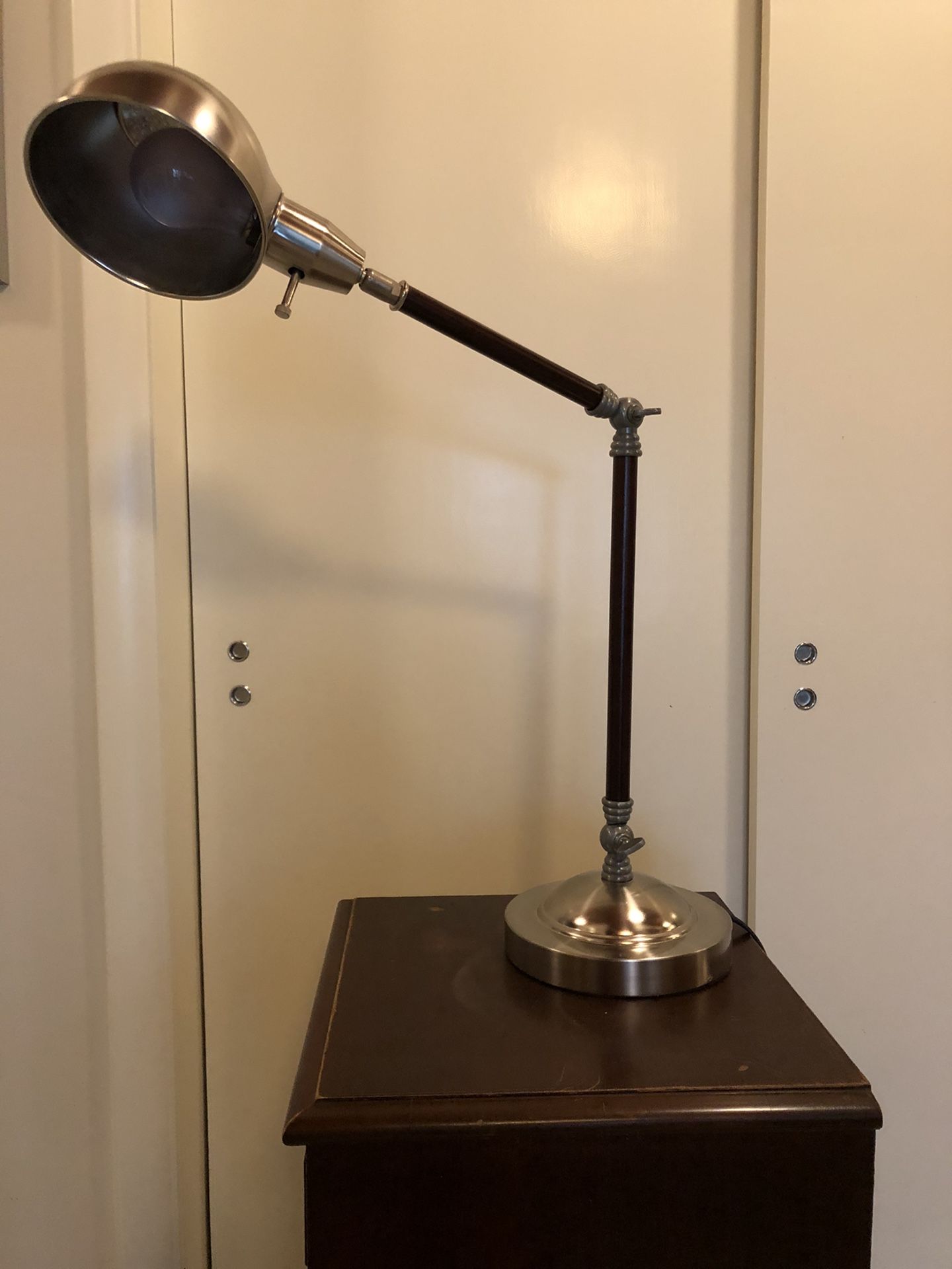 Large heavy adjustable desk lamp