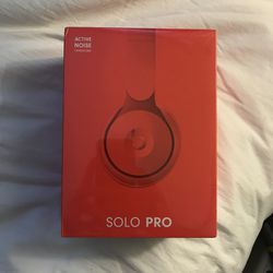 Beats Solo Pro Wireless Headphones Brand New  Thumbnail