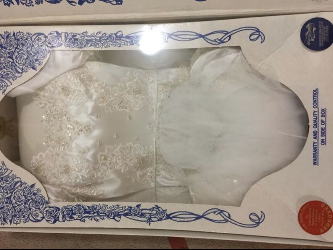 Wedding Gown & Accessories all preserved in box