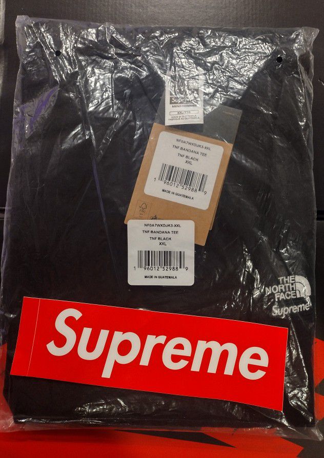 Supreme X North Face XXL Tshirt-New In Bag